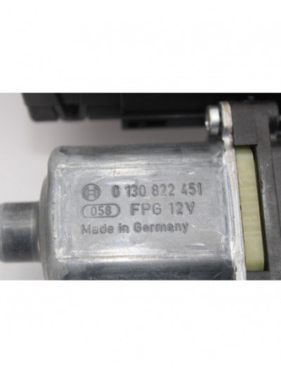 Recambio de motor elevalunas delantero izquierdo para volkswagen passat variant (365) exclusive bluemotion referencia OEM IAM 3A