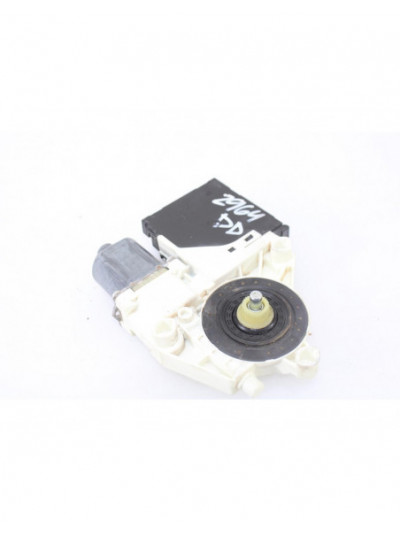 Motor elevalunas delantero derecho VOLKSWAGEN TIGUAN +Motion 2010