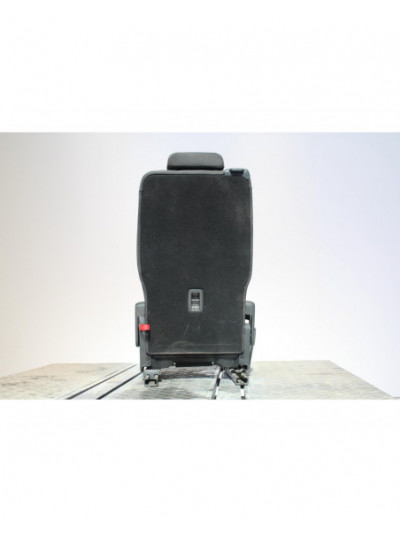 Recambio de asiento trasero derecho para volkswagen touran (5t1) advance bmt referencia OEM IAM 2848T.M.D.