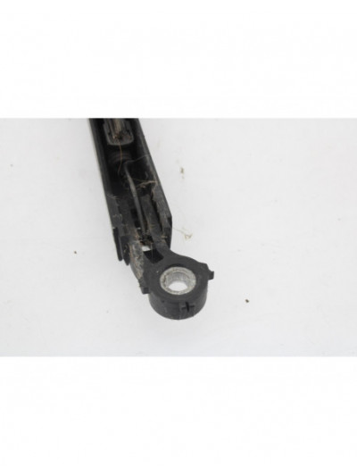 Recambio de brazo limpia trasero para volkswagen polo (6c1) advance bluemotion referencia OEM IAM 6R6955707B