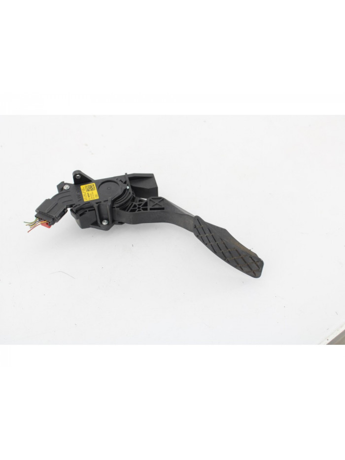 Recambio de potenciometro pedal para volkswagen polo (6c1) advance bluemotion referencia OEM IAM 6C2723503
