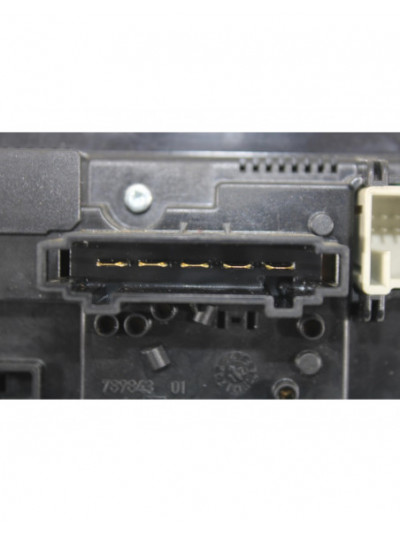 Mando climatizador VOLKSWAGEN PASSAT LIM. Edition BlueMotion 2012