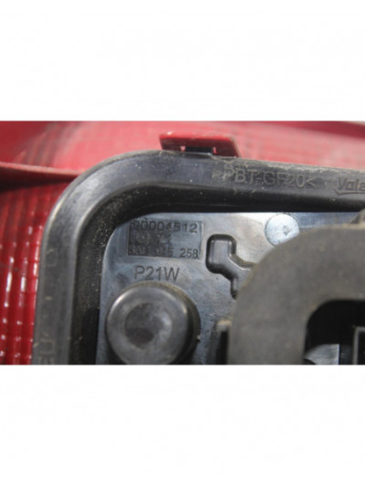 Faro derecho VOLKSWAGEN PASSAT LIM. Edition BlueMotion 2012