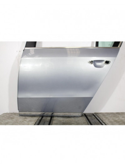 Puerta trasera izquierda VOLKSWAGEN PASSAT LIM. Edition BlueMotion 2012