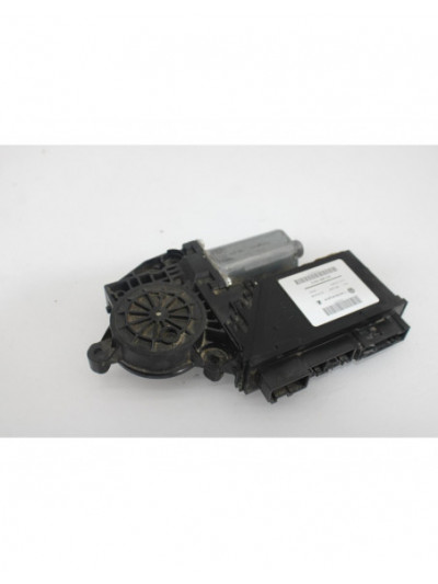 Motor elevalunas trasero derecho VOLKSWAGEN TOUAREG TDI V6 2005