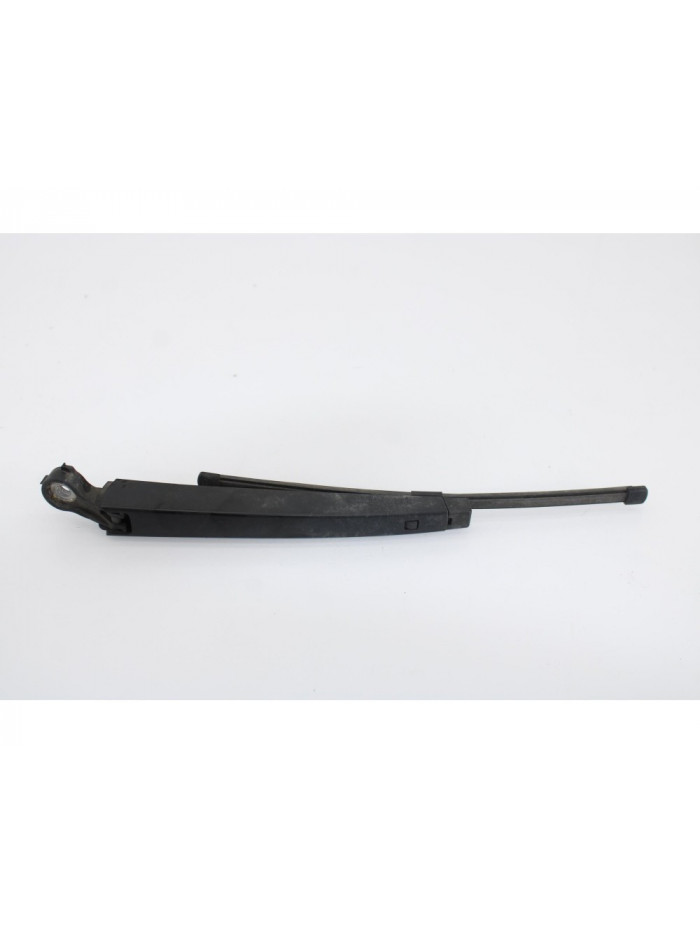 Recambio de brazo limpia trasero para volkswagen golf vii lim. (5g1) gtd bluemotion tech. referencia OEM IAM 6R6955707B