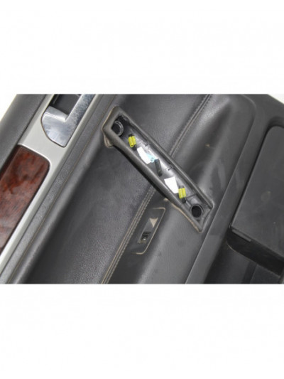 Recambio de guarnecido puerta trasera izquierda para volkswagen touareg (7la) tdi v6 referencia OEM IAM 7L0863981A