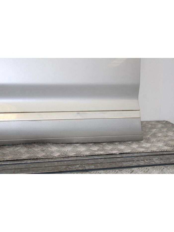 Recambio de puerta delantera izquierda para volkswagen touareg (7la) tdi v6 referencia OEM IAM 3124D.IGRIS