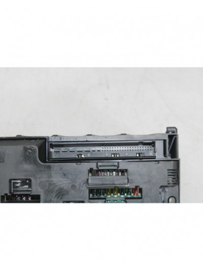 Caja reles / fusibles BMW 5 520 d 2012