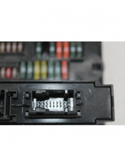 Caja reles / fusibles BMW 5 520 d 2012