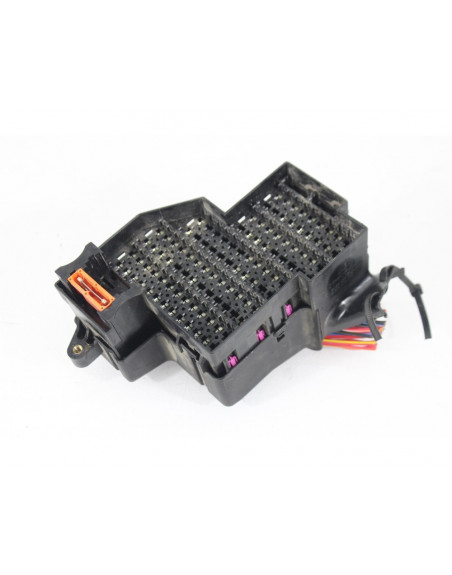 Recambio de caja reles / fusibles para volkswagen touareg (7la) tdi v6 referencia OEM IAM 7L0941828B