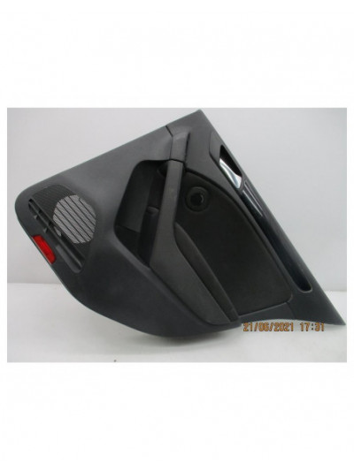 Recambio de guarnecido puerta trasera derecha para volkswagen golf vi (5k1) 1.6 tdi dpf referencia OEM IAM 5K6867212