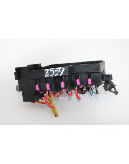 Recambio de caja reles / fusibles para volkswagen touareg (7la) tdi v6 referencia OEM IAM 7L0941824A