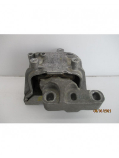 Soporte motor derecho VOLKSWAGEN PASSAT CC Básico 170CV 125KW 2012