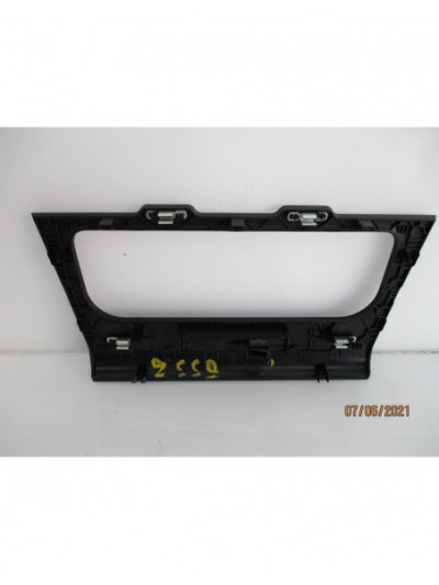 Recambio de moldura interior para volkswagen touareg (7la) tdi v6 referencia OEM IAM 5K0858071