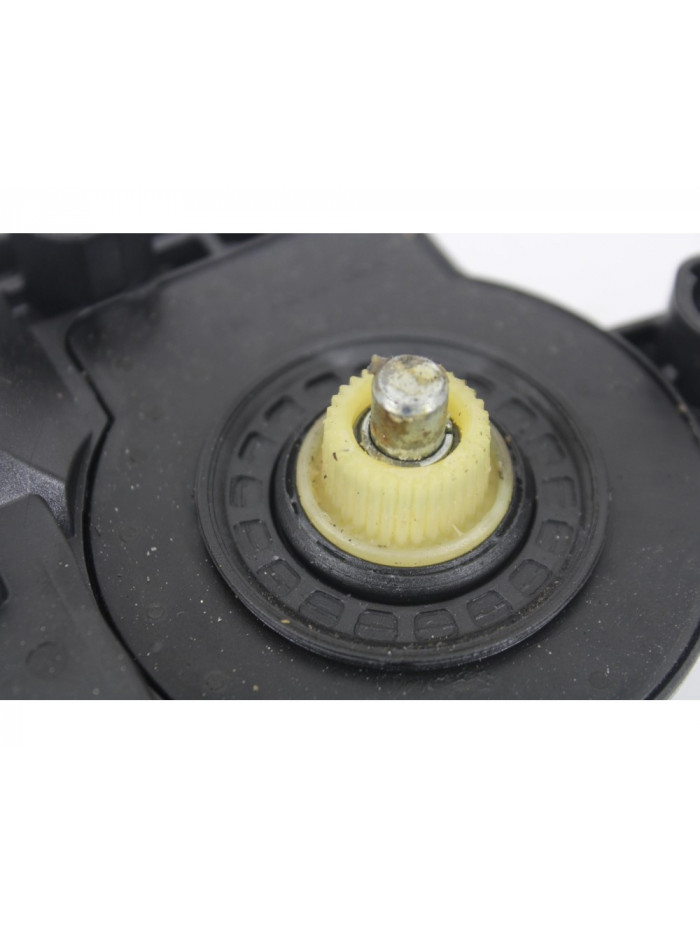 Motor elevalunas trasero derecho VOLKSWAGEN TOUAREG TDI V6 2008