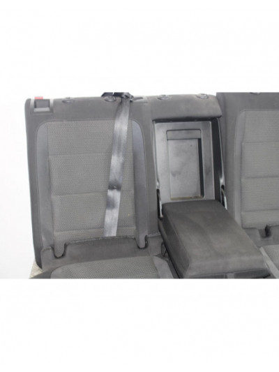 Recambio de asientos traseros para volkswagen golf vi (5k1) advance referencia OEM IAM OSCUROS