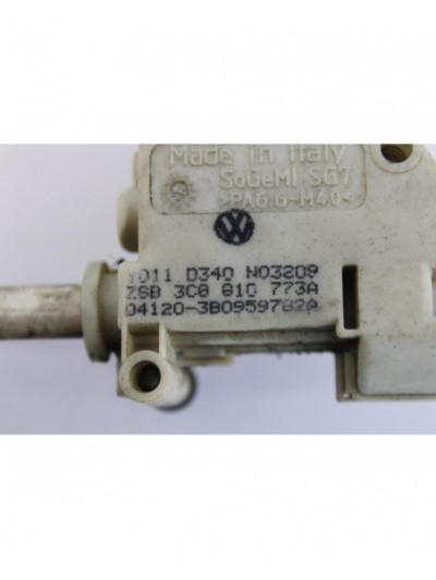 Motor cierre tapa depósito VOLKSWAGEN PASSAT CC Básico 2012
