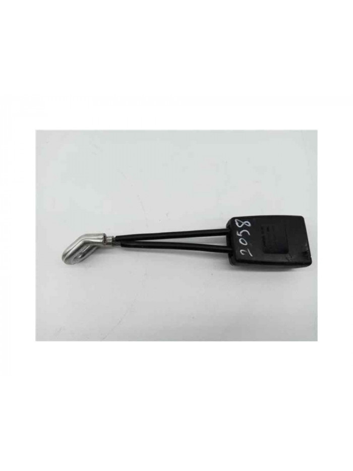 Anclaje cinturón trasero izquierdo VOLKSWAGEN NEW BEETLE 1.6 2002