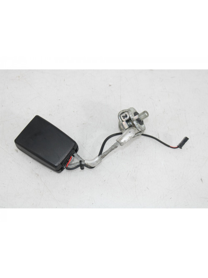 Anclaje cinturón trasero BMW 5 520 d 2012