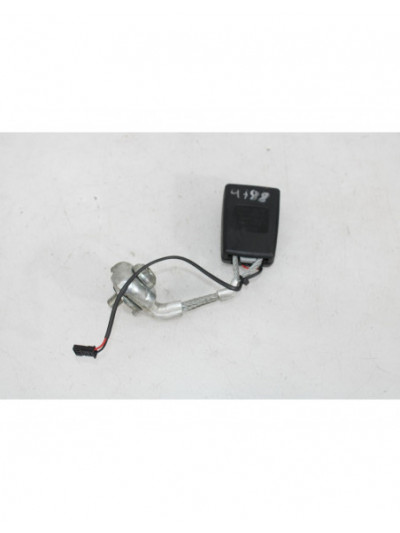 Anclaje cinturón trasero BMW 5 520 d 2012