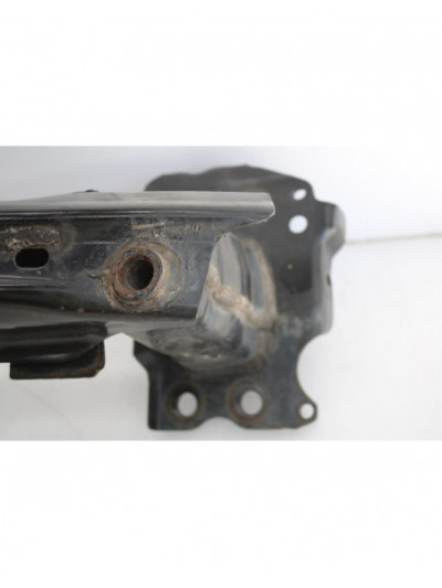 Recambio de refuerzo paragolpes delantero para volkswagen touareg (7la) tdi v6 referencia OEM IAM