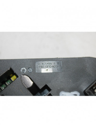 Caja reles / fusibles BMW 5 520 d 2012