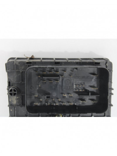 Recambio de caja reles / fusibles para volkswagen passat variant (365) highline bluemotion referencia OEM IAM 3C0937125A