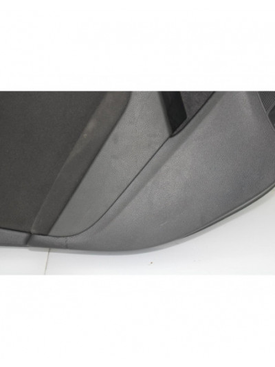 Recambio de guarnecido puerta trasera izquierda para volkswagen golf vi (5k1) advance bluemotion referencia OEM IAM 8K4678073G