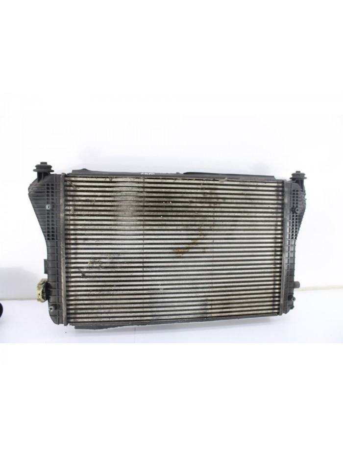 Intercooler VOLKSWAGEN PASSAT VARIANT Exclusive BlueMotion Diesel 140CV 103KW 2011