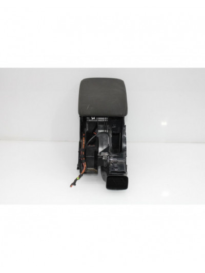 Recambio de apoyabrazos central para volkswagen golf vi (5k1) advance bluemotion referencia OEM IAM 1K0864207