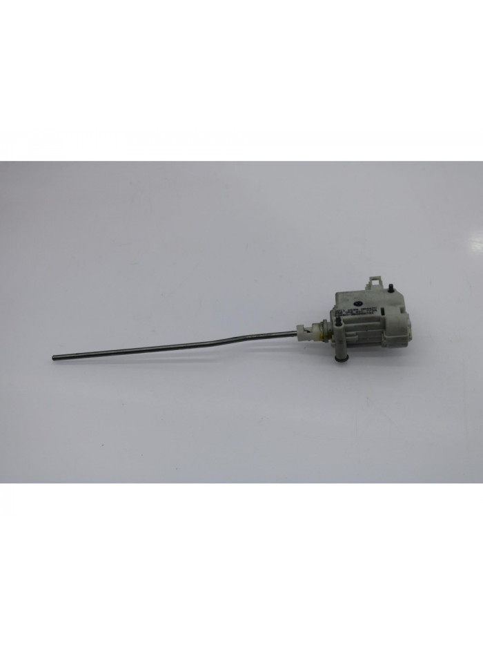 Recambio de motor cierre tapa deposito para volkswagen golf vi (5k1) advance bluemotion referencia OEM IAM 5K6810773A3B0959781