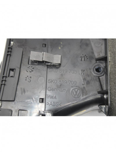 Recambio de tobera aire lateral izquierda salpicadero para volkswagen golf vi (5k1) advance bluemotion referencia OEM IAM 5K0819