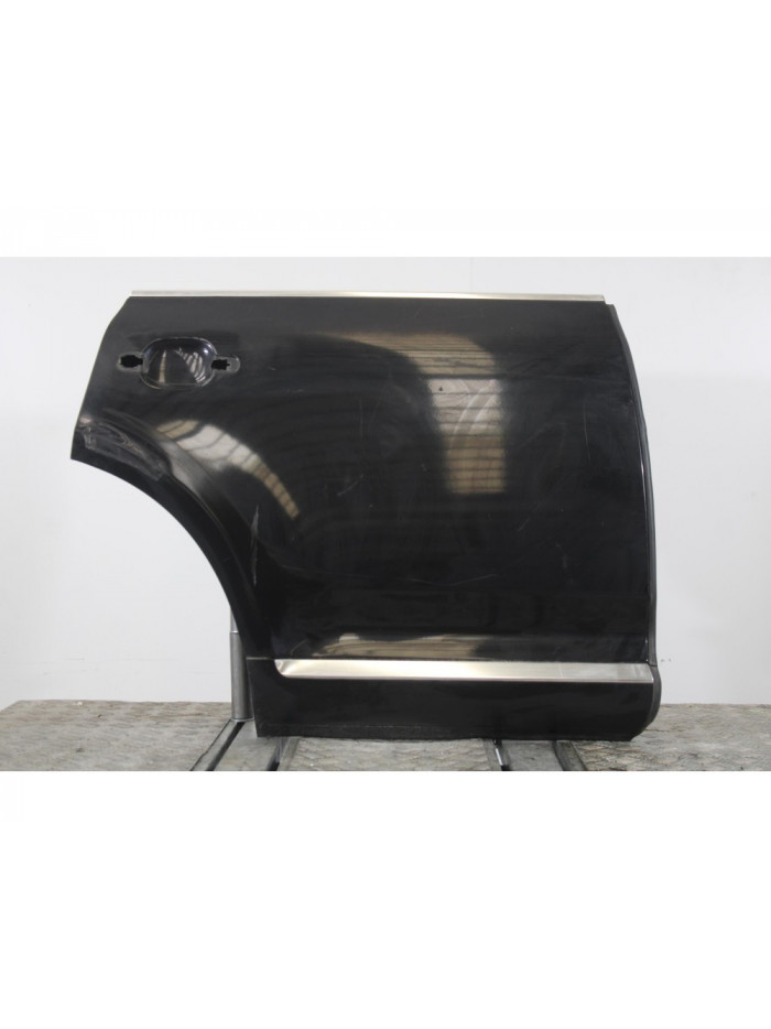 Recambio de puerta trasera derecha para volkswagen touareg (7l6) v6 tdi referencia OEM IAM 4077T.D.
