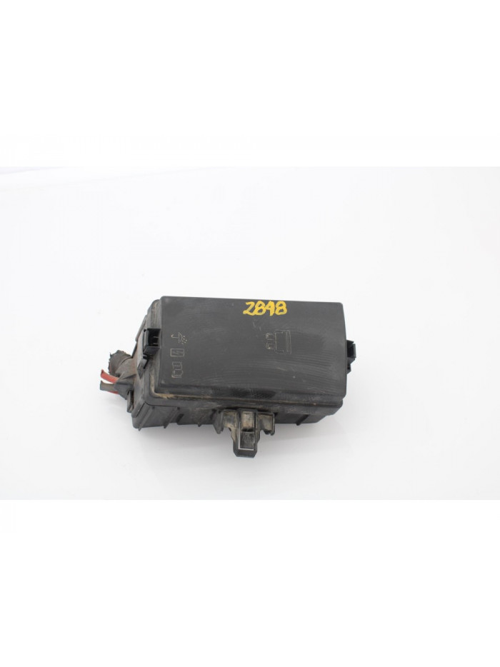 Recambio de caja reles / fusibles para volkswagen touran (5t1) advance bmt referencia OEM IAM HM33966837