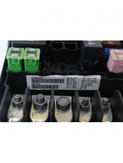 Recambio de caja reles / fusibles para volkswagen touran (5t1) advance bmt referencia OEM IAM HM33966837