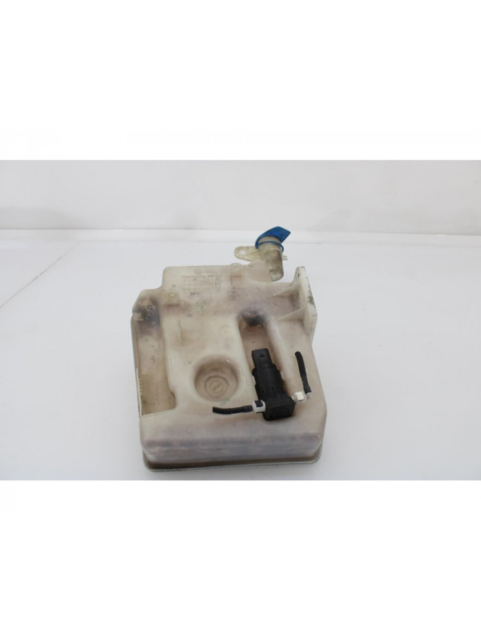 Depósito limpia VOLKSWAGEN GOLF VI Advance 2011