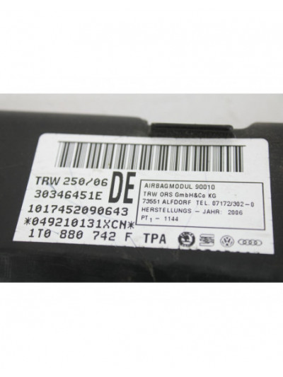 Airbag lateral delantero derecho VOLKSWAGEN TOURAN 1.9 TDI 2003