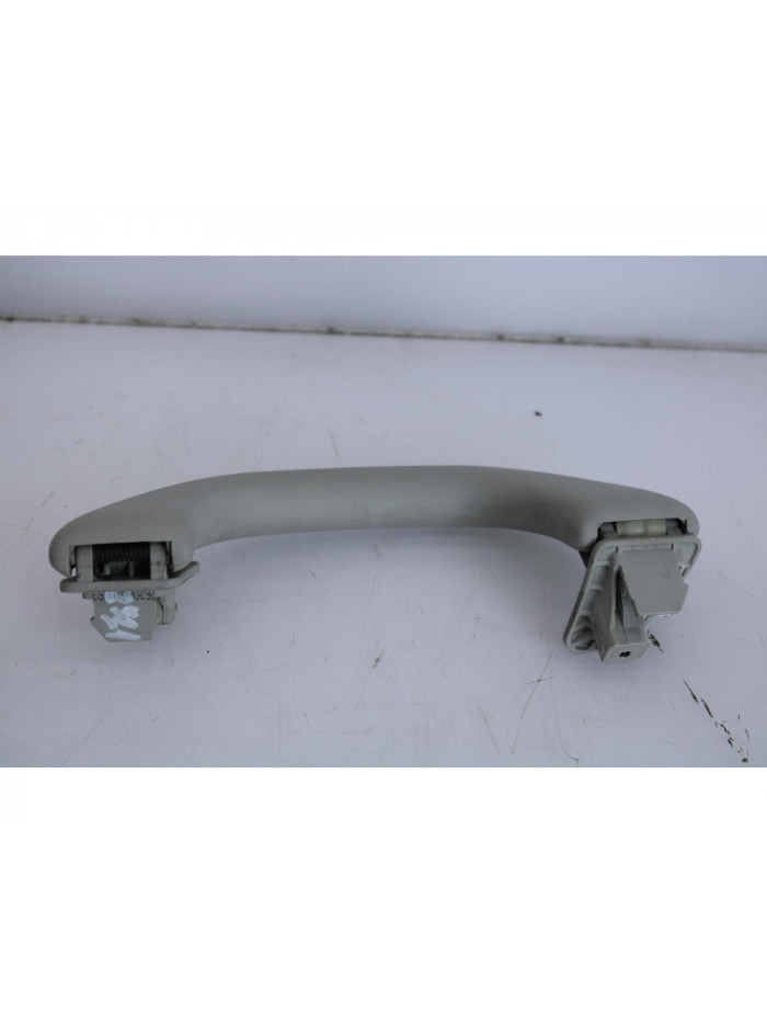 Recambio de asidero de techo para volkswagen golf vi (5k1) 1.6 tdi dpf referencia OEM IAM 1K0857607M