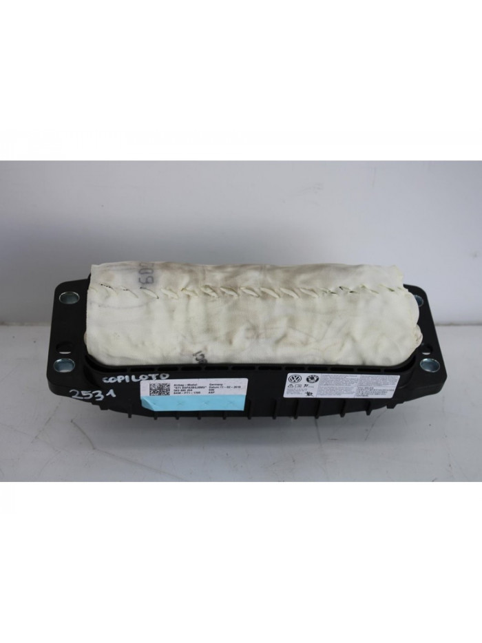 Airbag delantero derecho VOLKSWAGEN GOLF VI 1.6 TDI DPF 2010