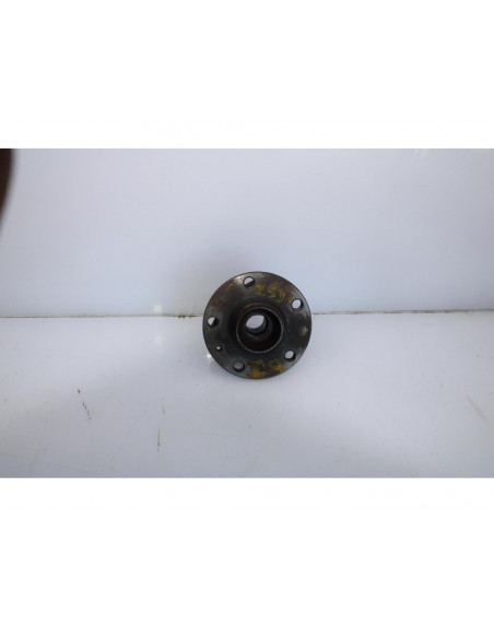 Recambio de buje para volkswagen golf vi (5k1) 1.6 tdi dpf referencia OEM IAM