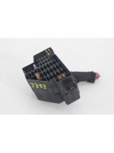 Recambio de caja reles / fusibles para volkswagen passat variant (365) exclusive bluemotion referencia OEM IAM 01071101128