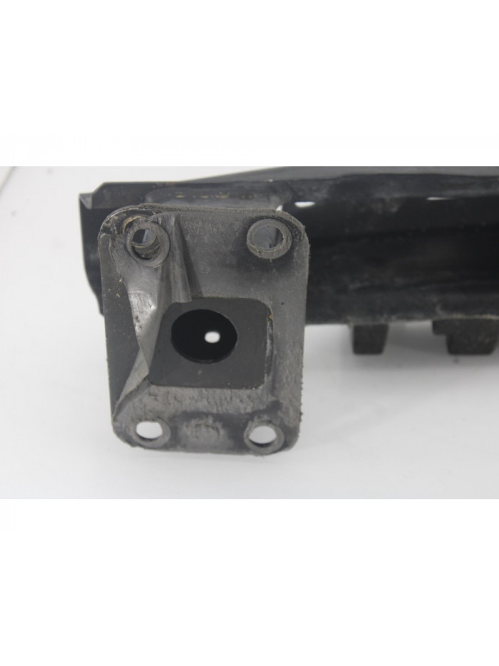 Recambio de refuerzo paragolpes trasero para volkswagen touareg (7l6) v6 tdi referencia OEM IAM 4077T