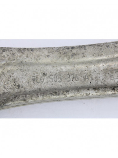 Recambio de brazo suspension superior trasero izquierdo para volkswagen touareg (7l6) v6 tdi referencia OEM IAM 7L0505376A