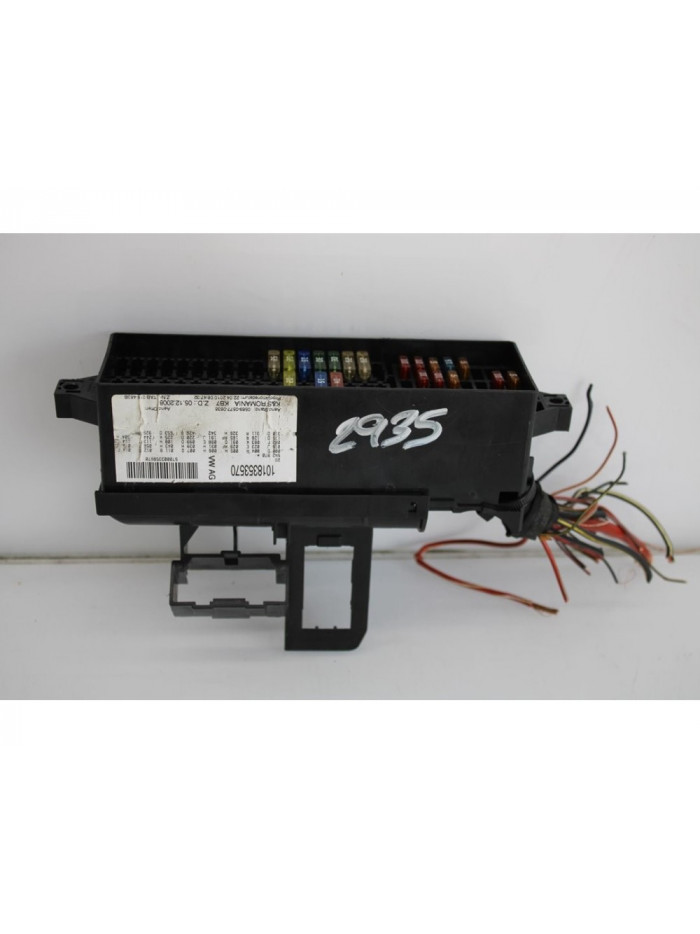 Caja reles / fusibles VOLKSWAGEN TIGUAN Advance 2008