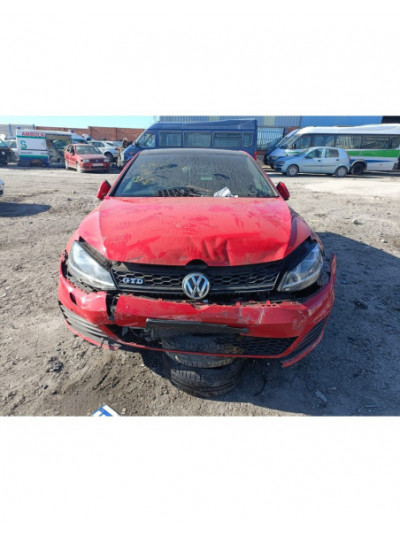 volkswagen golf vii lim. (5g1) del año 2014