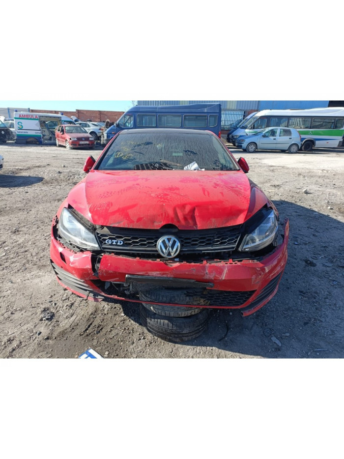 volkswagen golf vii lim. (5g1) del año 2014