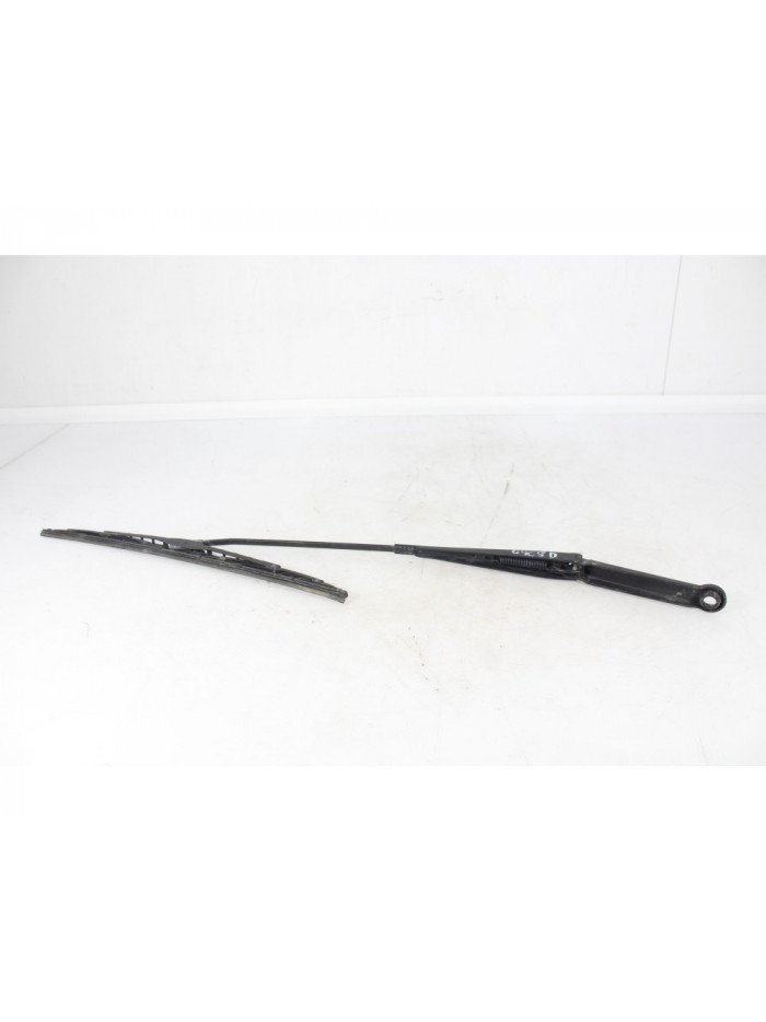 Brazo limpia delantero derecho BMW X3 2.0 d 2006
