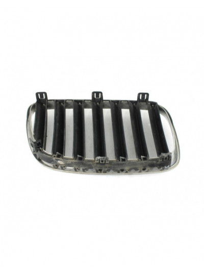 Rejilla paragolpes izquierda BMW X3 2.0 d 2006