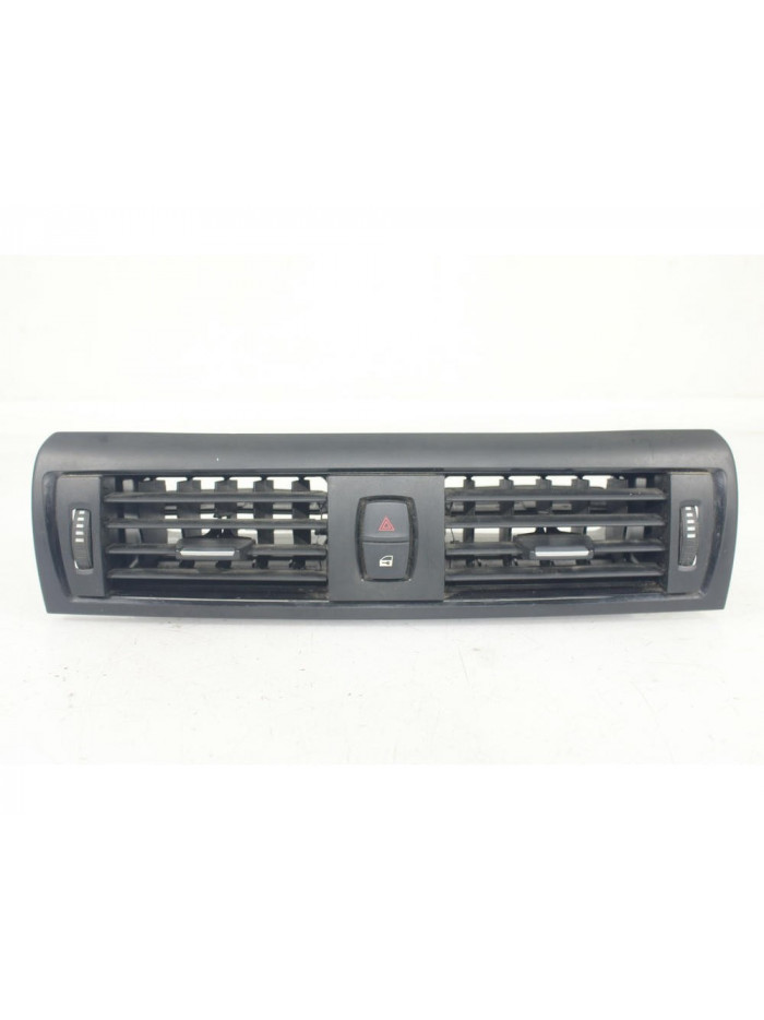 Rejilla aireadora BMW 1 116 d 2012
